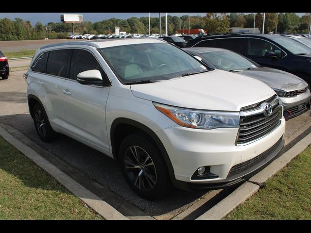 2016 Toyota Highlander XLE