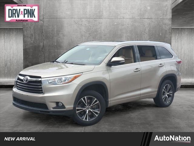 2016 Toyota Highlander XLE