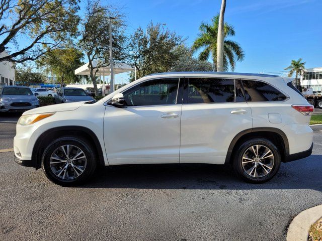 2016 Toyota Highlander XLE