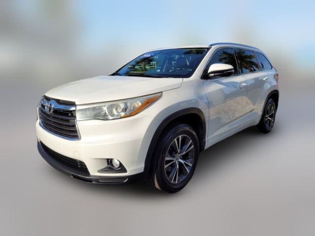2016 Toyota Highlander XLE
