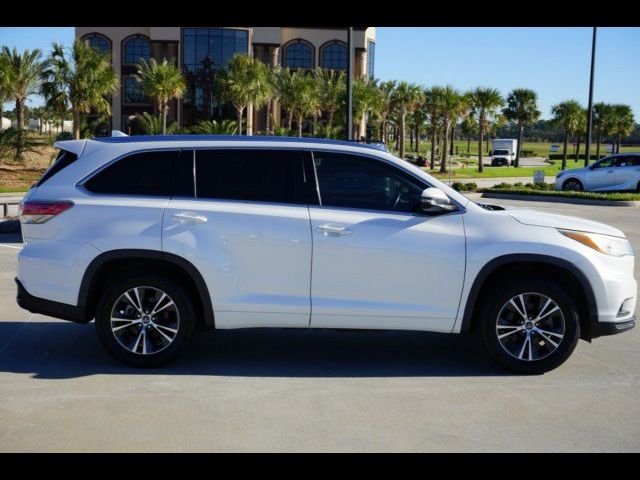 2016 Toyota Highlander XLE