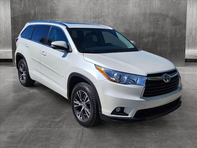 2016 Toyota Highlander XLE