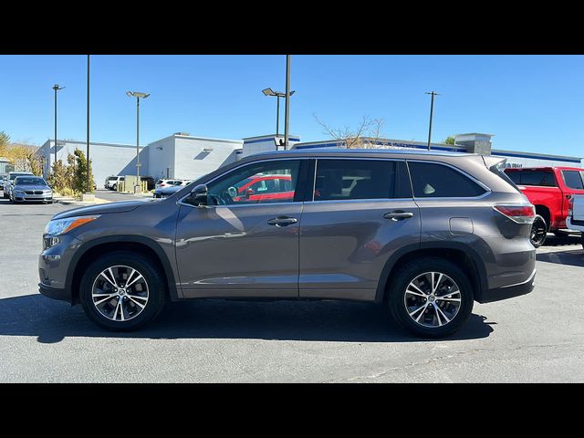 2016 Toyota Highlander XLE