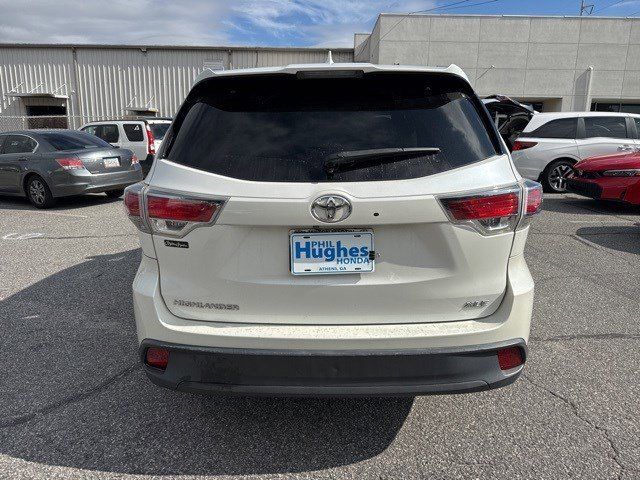 2016 Toyota Highlander XLE