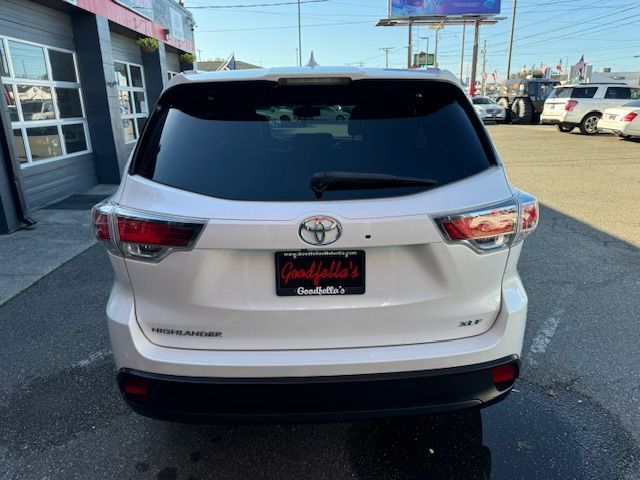 2016 Toyota Highlander XLE