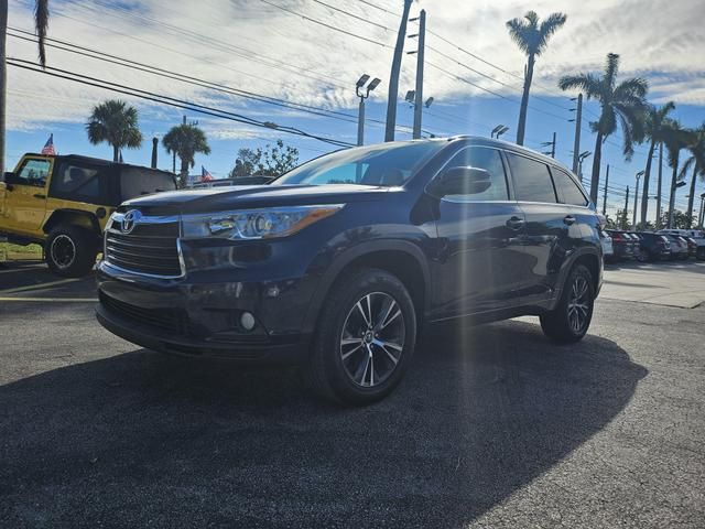 2016 Toyota Highlander XLE