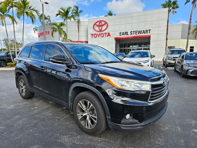 2016 Toyota Highlander XLE