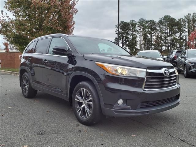 2016 Toyota Highlander XLE