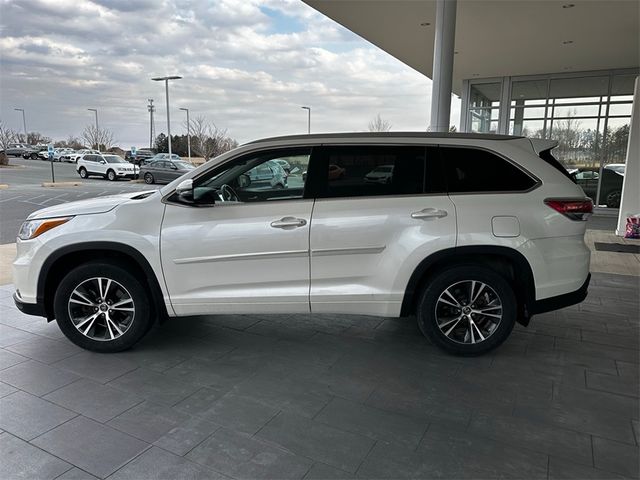 2016 Toyota Highlander XLE