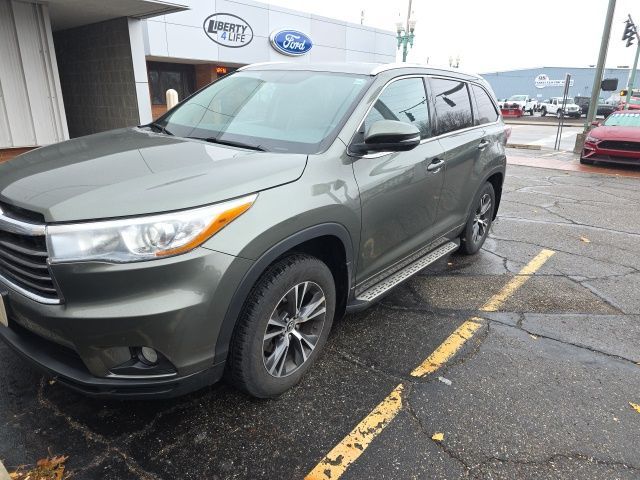 2016 Toyota Highlander XLE