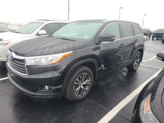 2016 Toyota Highlander XLE