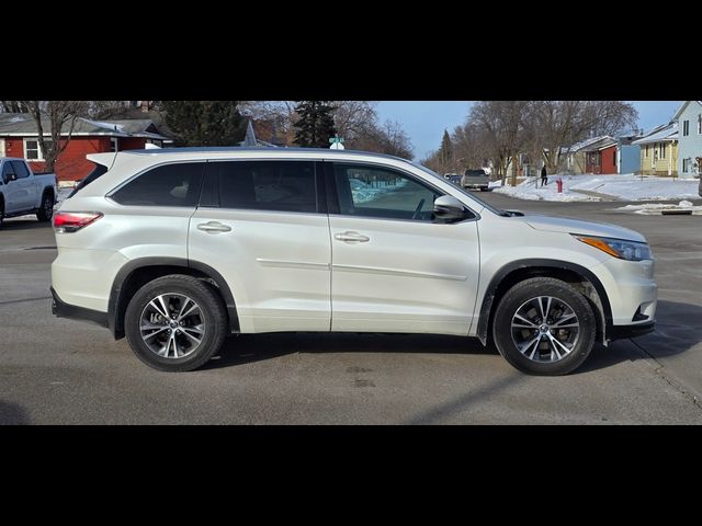 2016 Toyota Highlander XLE