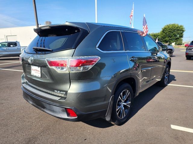 2016 Toyota Highlander XLE