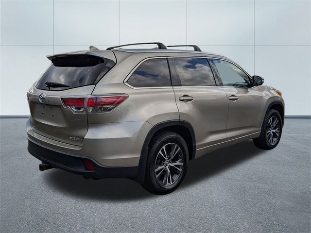 2016 Toyota Highlander XLE