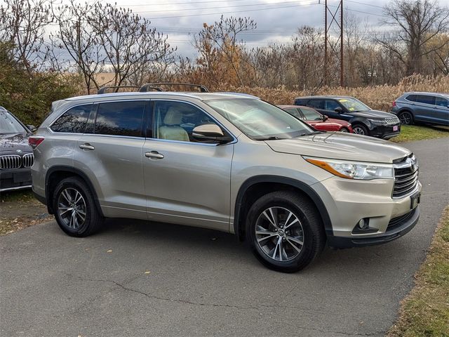 2016 Toyota Highlander XLE