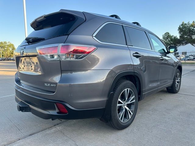 2016 Toyota Highlander XLE