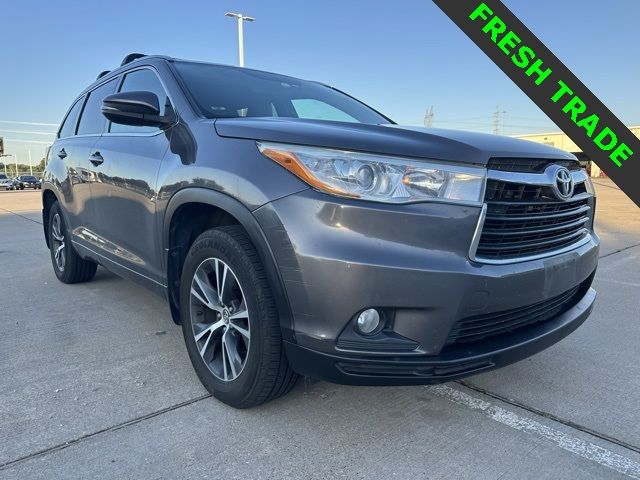 2016 Toyota Highlander XLE