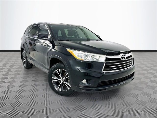 2016 Toyota Highlander XLE