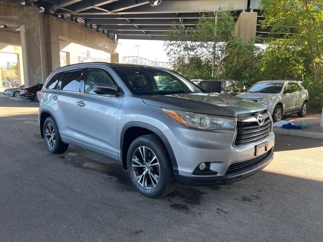 2016 Toyota Highlander XLE