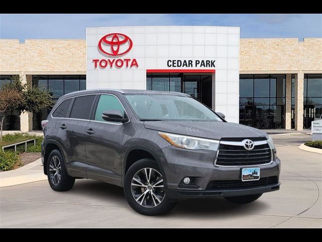 2016 Toyota Highlander XLE