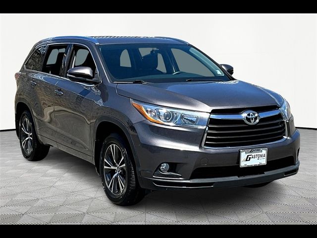 2016 Toyota Highlander XLE