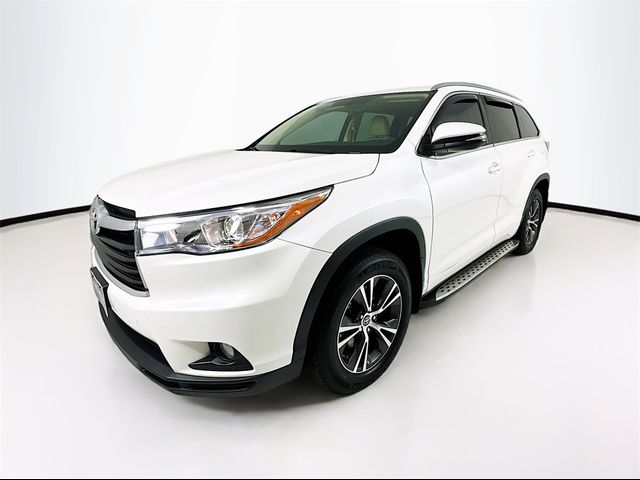 2016 Toyota Highlander XLE