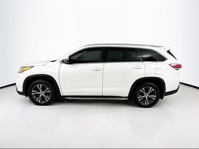 2016 Toyota Highlander XLE