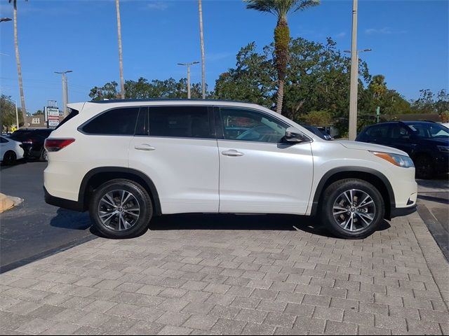 2016 Toyota Highlander XLE