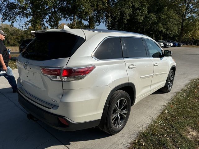 2016 Toyota Highlander XLE