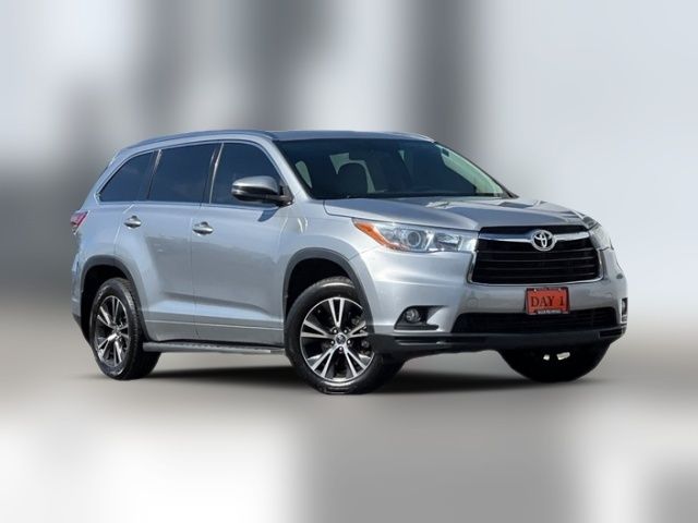2016 Toyota Highlander XLE