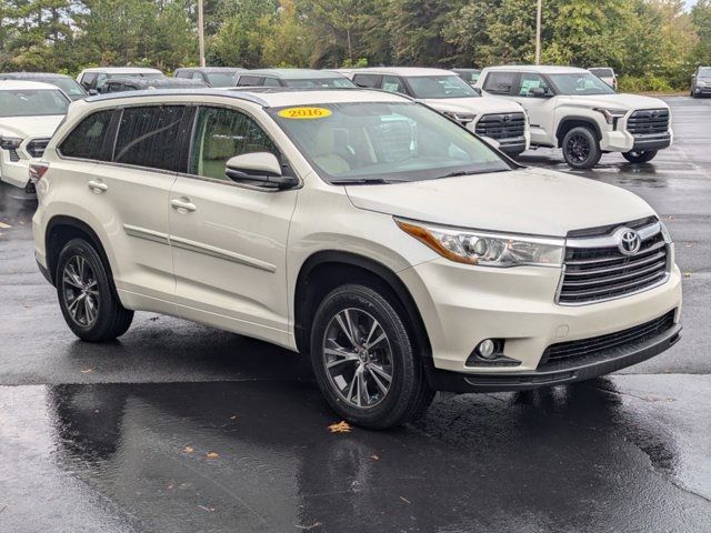 2016 Toyota Highlander XLE