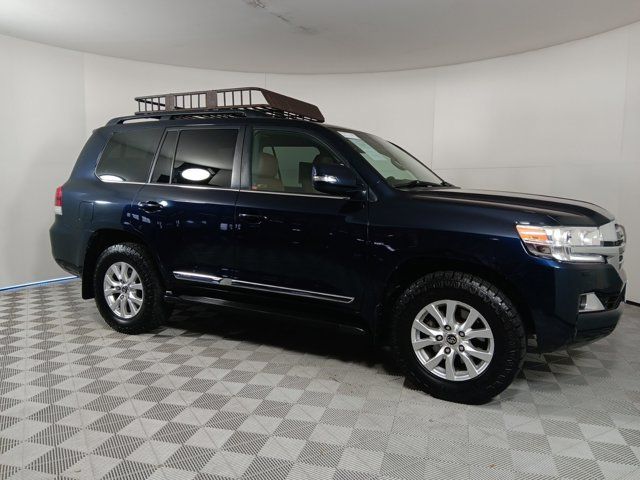 2016 Toyota Land Cruiser Base