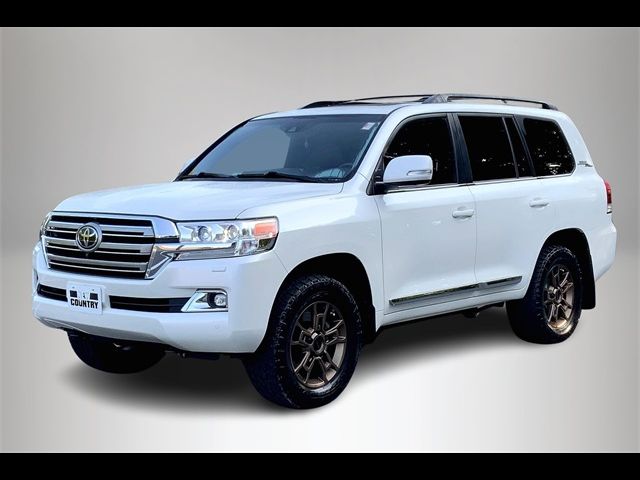 2016 Toyota Land Cruiser Base