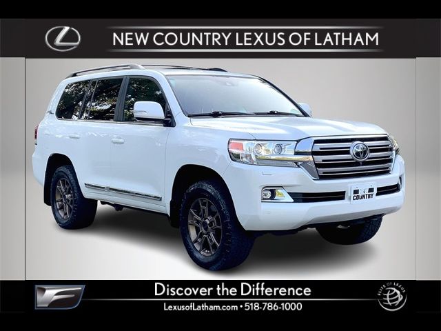 2016 Toyota Land Cruiser Base