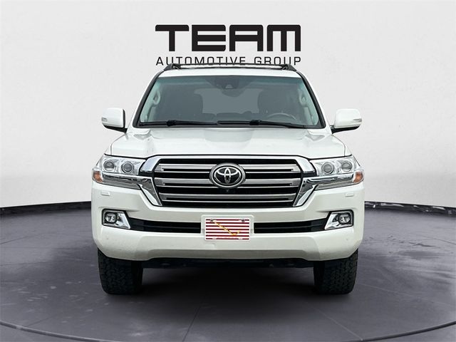 2016 Toyota Land Cruiser Base