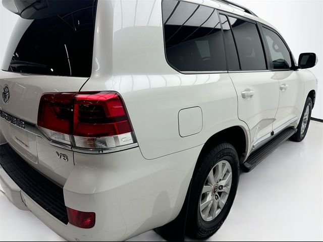 2016 Toyota Land Cruiser Base