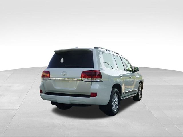 2016 Toyota Land Cruiser Base