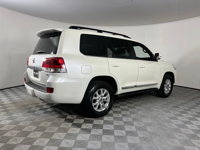 2016 Toyota Land Cruiser Base