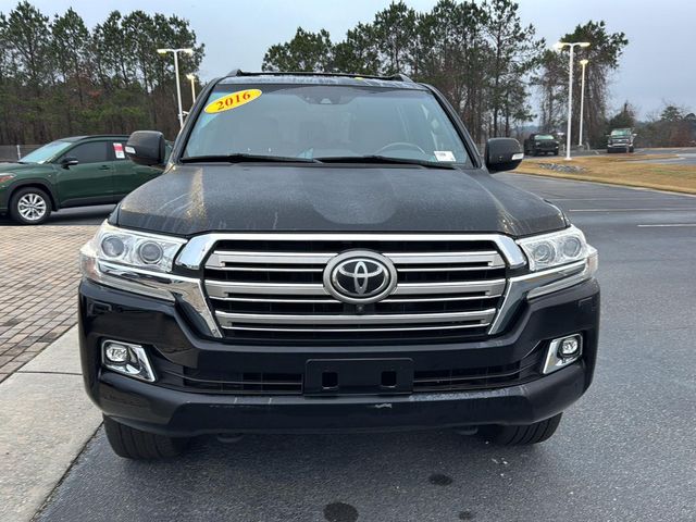 2016 Toyota Land Cruiser Base