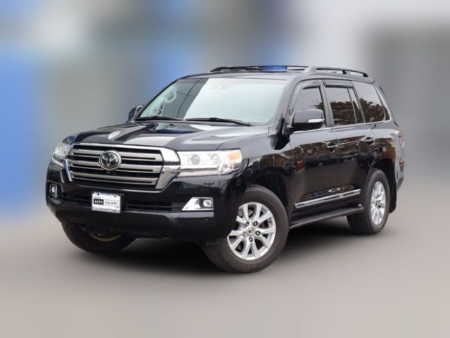 2016 Toyota Land Cruiser Base
