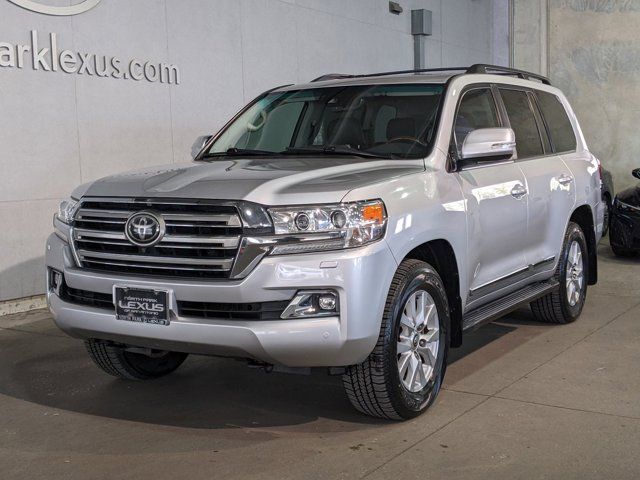 2016 Toyota Land Cruiser Base