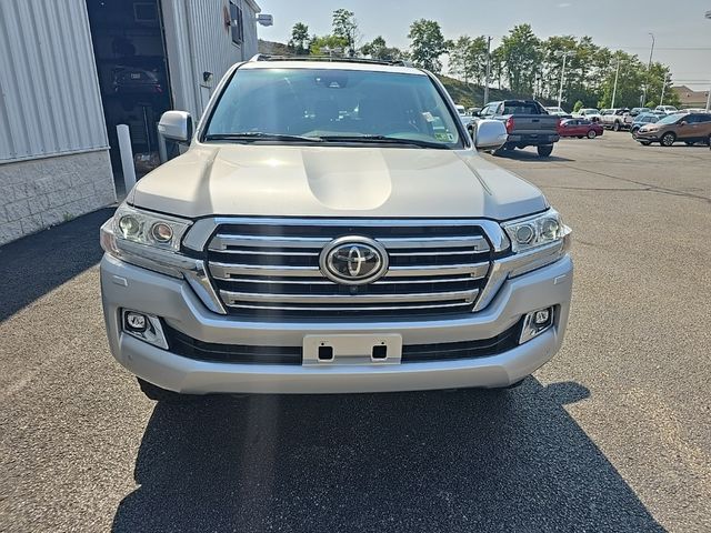 2016 Toyota Land Cruiser Base