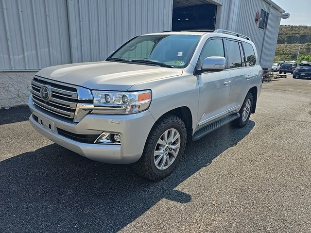 2016 Toyota Land Cruiser Base