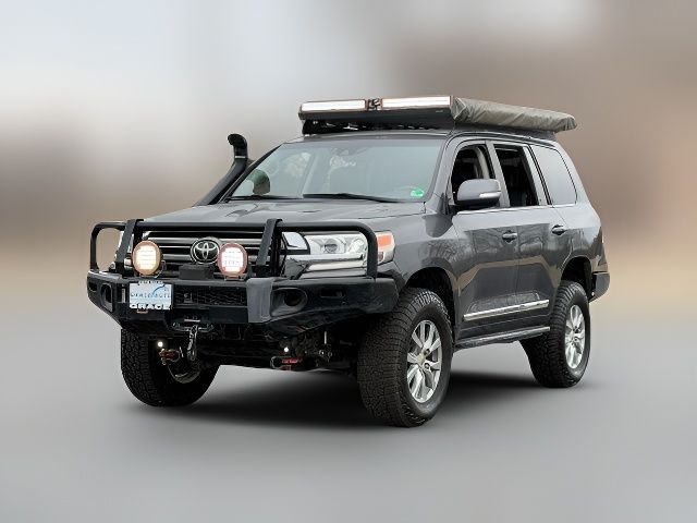 2016 Toyota Land Cruiser Base