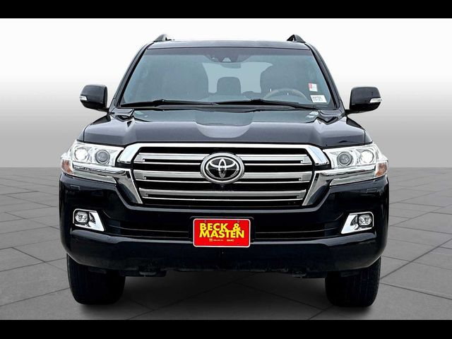 2016 Toyota Land Cruiser Base