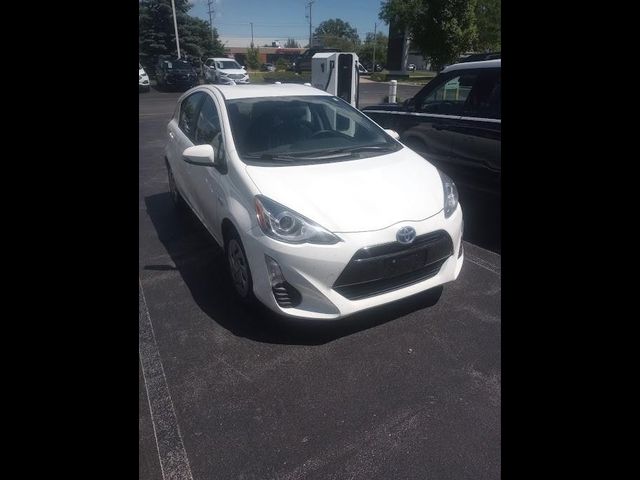 2016 Toyota Prius c Two