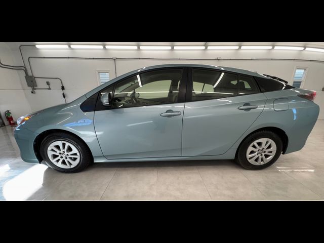 2016 Toyota Prius Two