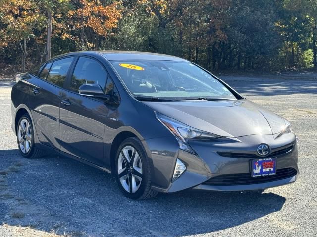 2016 Toyota Prius Four