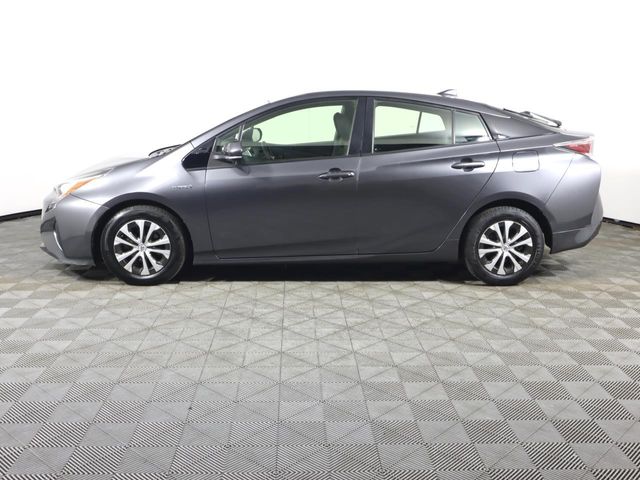 2016 Toyota Prius Three