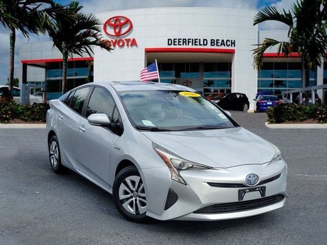 2016 Toyota Prius Three